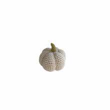 Load image into Gallery viewer, Crochet Pumpkin Natural
